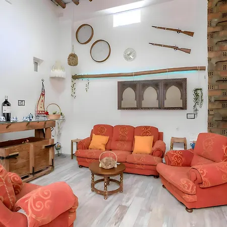 Casa Grande Con Piscina Familias